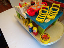 Load image into Gallery viewer, Fisher Price Toys Play Family Houseboat in Box
