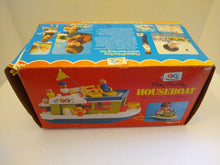 Load image into Gallery viewer, Fisher Price Toys Play Family Houseboat in Box
